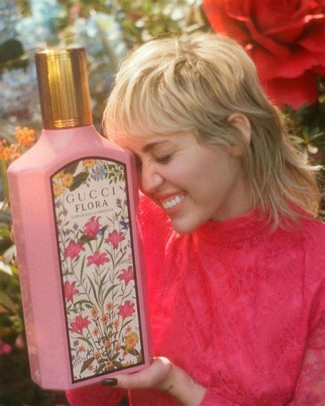 miley gucci flora